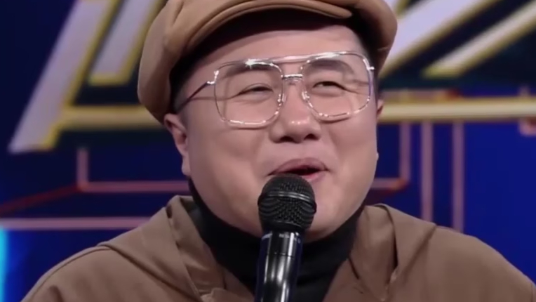 杨帆和曹扬好友“互怼”，舞台秒变相声专场，全程笑点密集_腾讯新闻