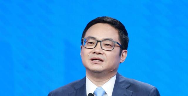 对话中国社科院教授钟宏武：协同推进大治理，推动长江经济带企业内涵式增长_腾讯新闻