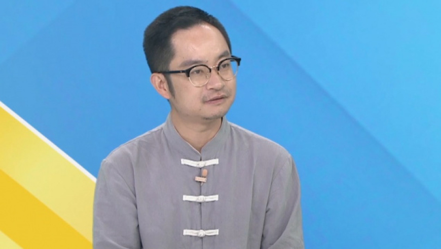 《诗刊》编辑部副主任彭敏带观众了解唐代著名诗人