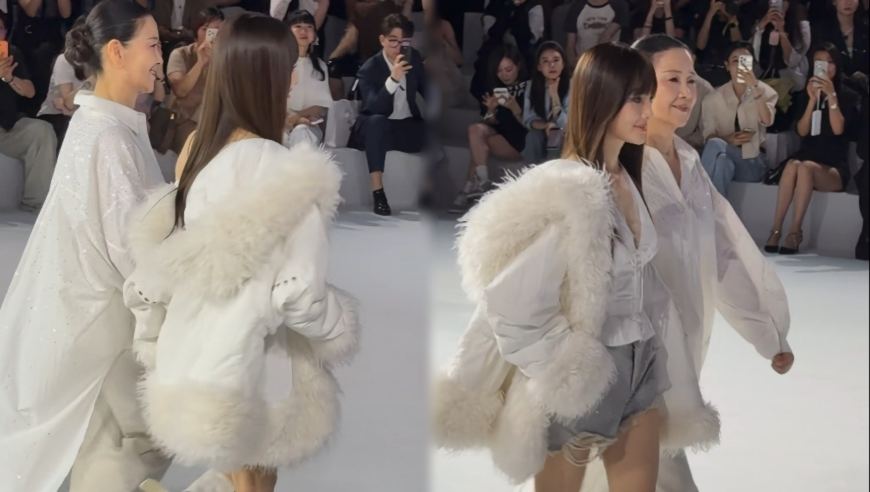 李小璐和妈妈走T台秀全场最佳，身材优越长腿逆天，妈妈气质出众好高级