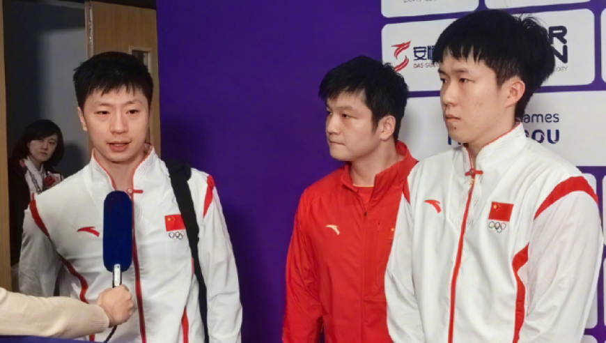 马龙和俩社恐孩子采访名场面出圈,在线回应:不怕尴尬就多问他们