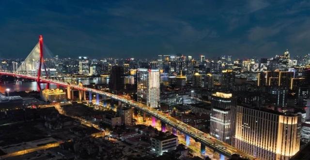 完工！一起看看“越夜越美丽”的杨浦_腾讯新闻