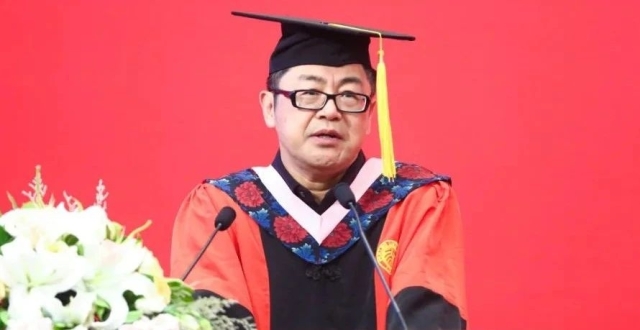 毕业赠言 | 北大社会学系系主任周飞舟：与人为善，孜孜不倦_腾讯新闻