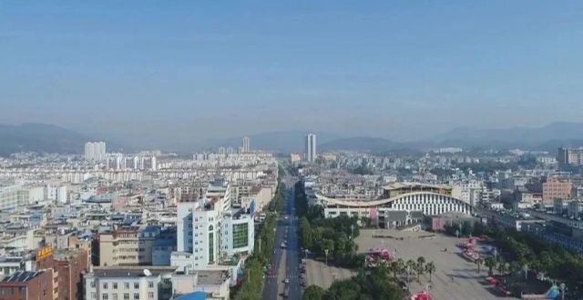 禄丰县：群策群力跑项争资 全力以赴助推发展_腾讯新闻
