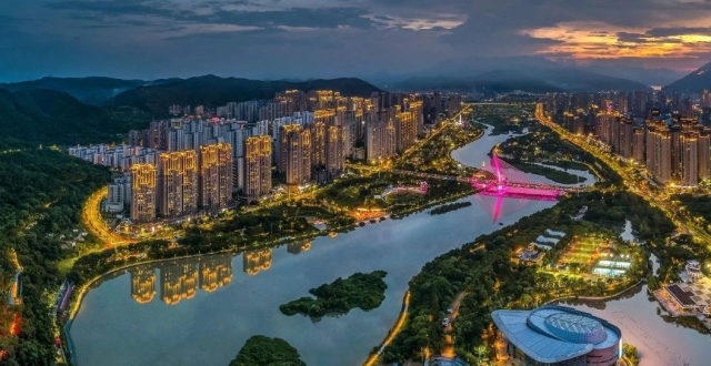 惊艳！乘坐游船，一览福清最美夜景！_腾讯新闻