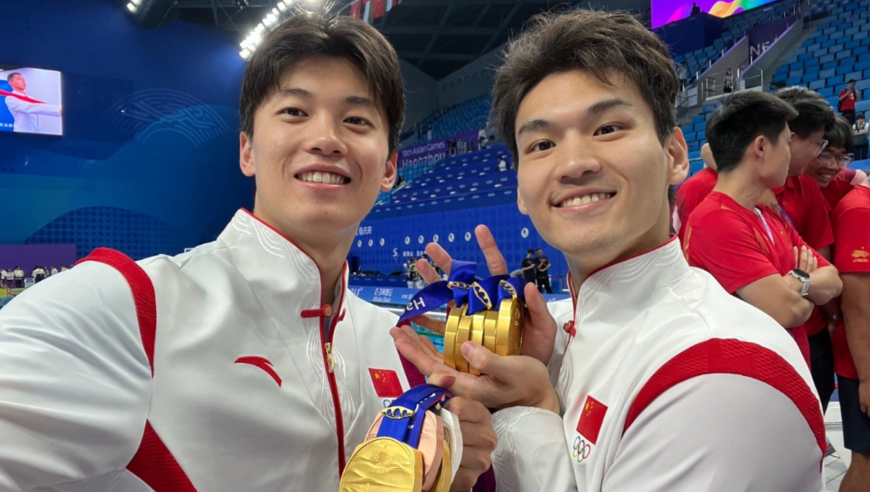 徐嘉余汪顺晒11枚奖牌,取名:九金沙场