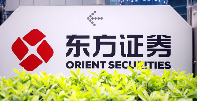 东方证券2023年营收净利双降，东证资管净利润“缩水”超4成_腾讯新闻