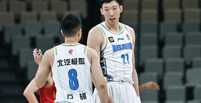 18+7+3！周琦北京队首秀成功，曾凡博20+9势不可挡，国家队没白练_腾讯新闻