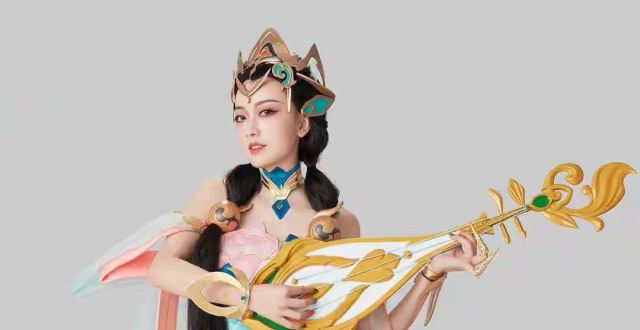 瑶一瑶COS作品出炉，杨玉环神女造型太美了，眼睛大大的超可爱_腾讯新闻