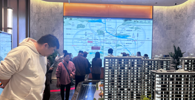 春暖楼市｜北京新房抢跑：有开发商主力项目一周卖5亿，单日到访超千组_腾讯新闻