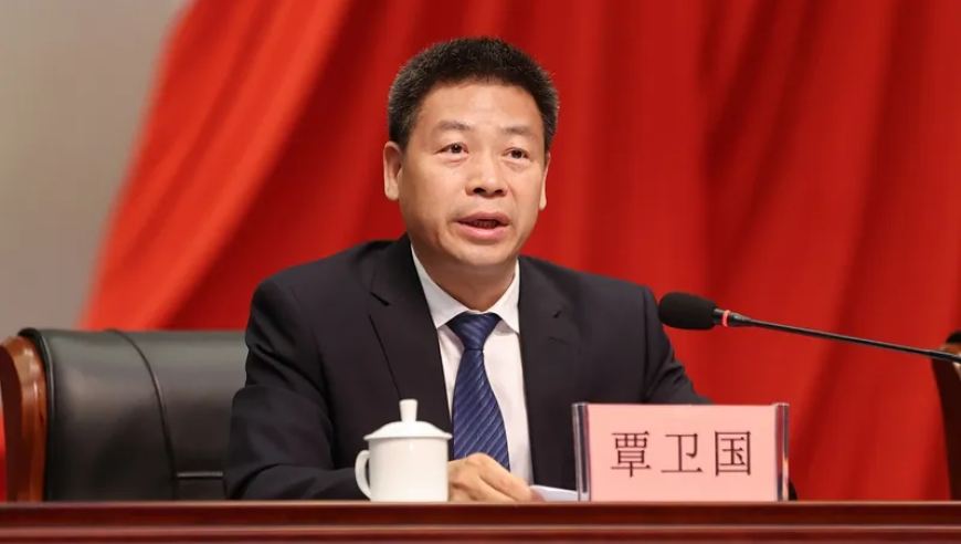 覃卫国不再担任安徽省副省长，此前已任安徽省委政法委书记