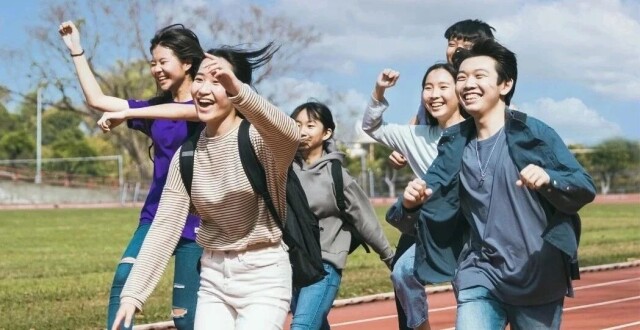 高中学生周末双休，怎么成了问题？_腾讯新闻