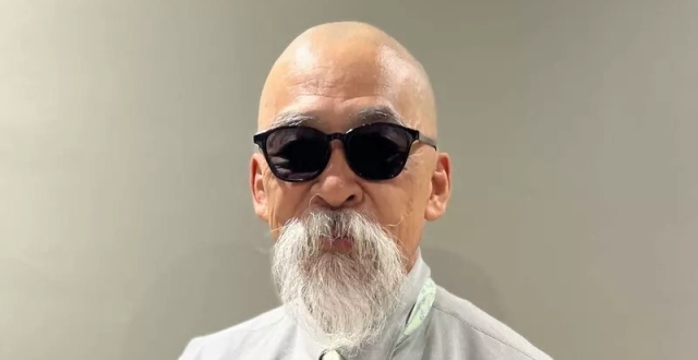60岁大爷Cos龟仙人，鼓励儿子相扑夺冠！这画风，好厉害_腾讯新闻