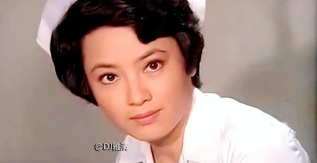 石慧和傅奇曝近照，这对香港明星夫妻，相伴70年不离不弃，如今现状如何？_腾讯新闻