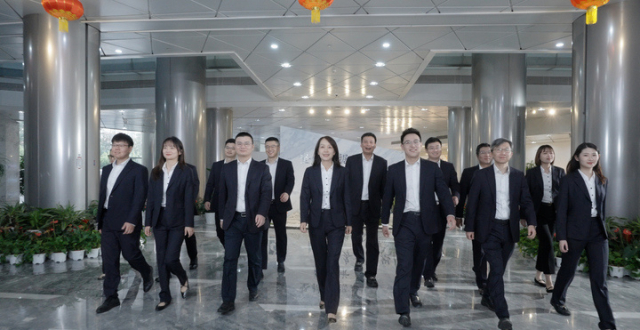 东吴证券固收委：坚持首创精神，争创行业首单（上集）《卅载卅人》第10期_腾讯新闻