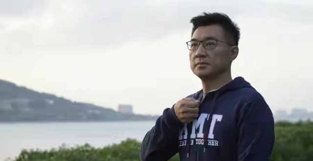 帮江启臣站台，卢秀燕赞其政绩突出，韩国瑜夸他五官端正_腾讯新闻