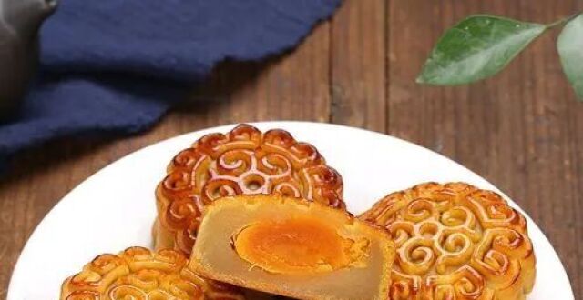 今年中秋高端月饼礼盒卖不动了