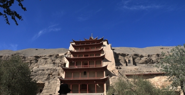 甘肃敦煌：飞天故乡旅游热_腾讯新闻