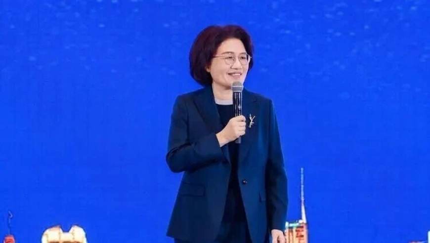 华为何庭波发布V2版“韬定律”论文，补充工程细节和实测数据