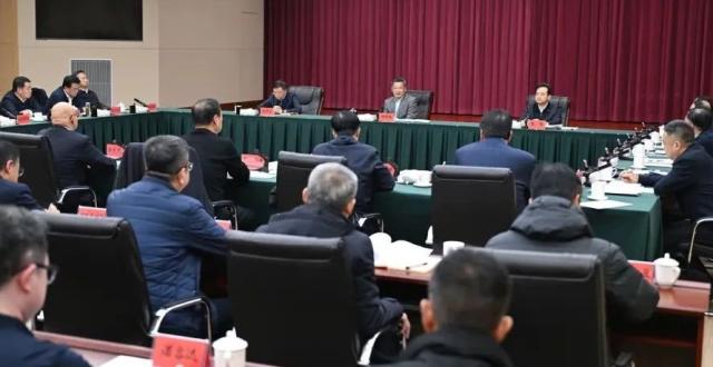 任振鹤与省内部分外贸企业座谈_腾讯新闻