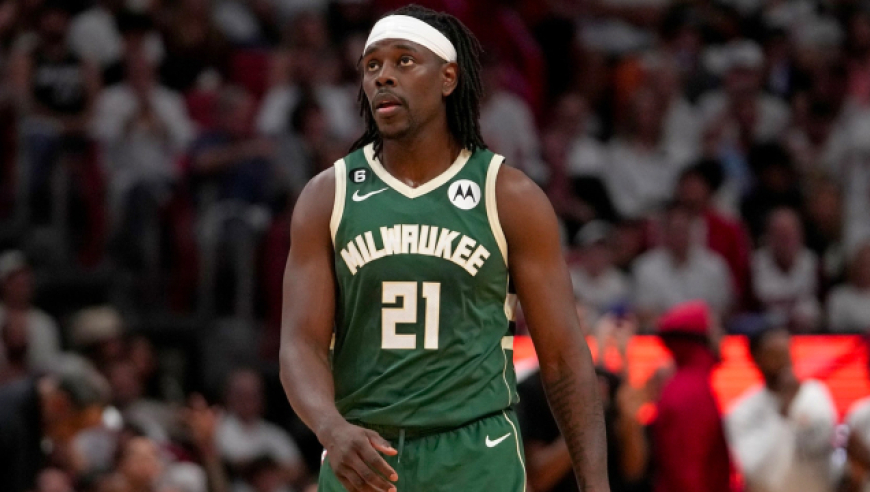 霍乐迪交易前一天接受采访:不想去其他球队,想在雄鹿退役