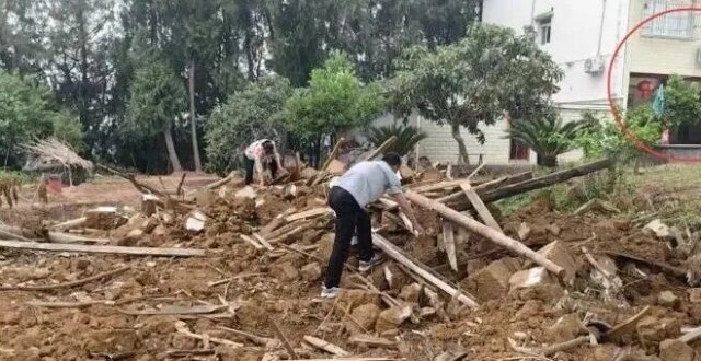 四川绵阳一村民外出务工，家中老宅被拆？最新进展_腾讯新闻