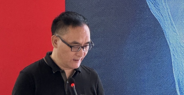 张翼长篇小说《繁华落尽》在京首发_腾讯新闻