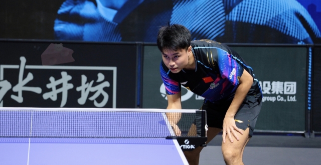 昨天3-1，今天0-3，周启豪被同一个削球手“还”了一个零封，10-8手握两个局点都没守住_腾讯新闻