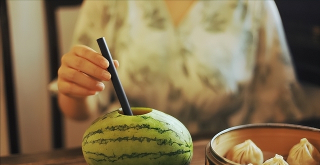 今日出伏，提醒“出伏五不吃，福气不进门”，有钱没钱，多吃5样传统食物，遵循时令，安稳过秋天_腾讯新闻
