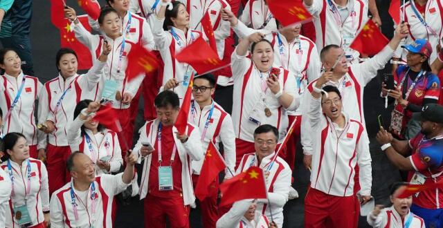 张博恒周雅琴…回家的奥运健儿都在干吗？网友：千万别让我妈看到_腾讯新闻