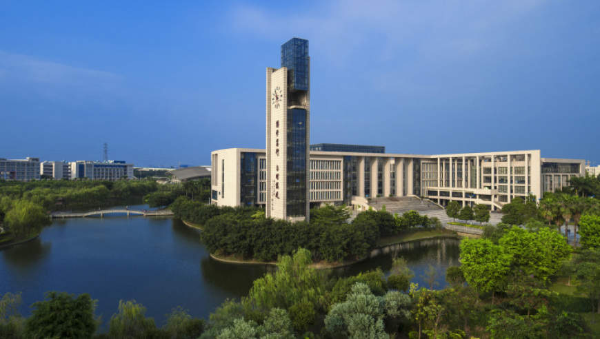 黄埔新校区正式启用！广州大学3385名研究生新生开学！_腾讯新闻