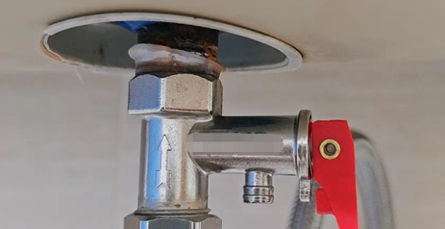 突然爆炸，全身大面积烫伤，警惕热水器三大风险缩略图