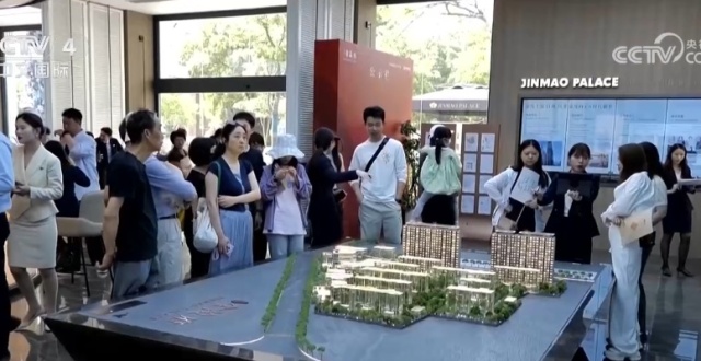 住宅建造新国标开启 “五一”假期多地房地产市场迎来认购高峰_腾讯新闻
