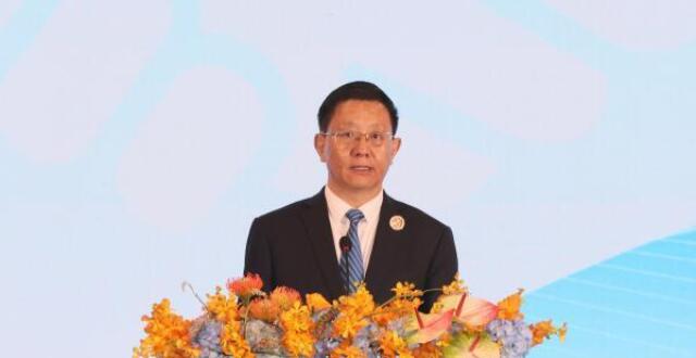 2025云南省国际友城合作周主体活动在昆举办 共叙友谊 共促合作 王予波卢向东出席并致辞_腾讯新闻