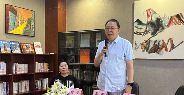 读了20本学术书籍，程抱一才接受采访_腾讯新闻