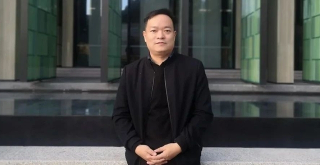 作家现在时 | 王玉珏：一个好的细节或许无法征服一座奖杯，但绝对可以征服一位读者_腾讯新闻