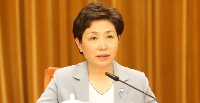 中央决定：王宇燕履新_腾讯新闻