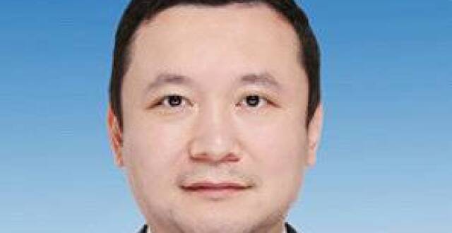“80后”任羽中已任北京大学副校长！系四川资阳人_腾讯新闻