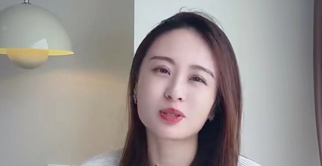 温州主持人叶琼官宣离职，自爆收入不增反降，辞去事业编遭家人反对_腾讯新闻