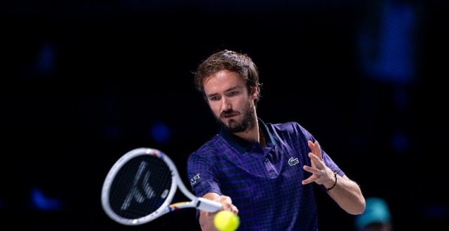 ATP维也纳站：梅德维德夫力克博尔热斯，豪取五连胜再战穆泰_腾讯新闻