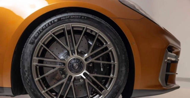 比亚迪云辇“降维打击”保时捷Active Ride？重新定义车身控制_腾讯新闻