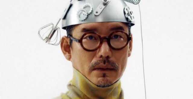 《宇宙探索编辑部》杨皓宇王一通鲜志彬杂志大片，时尚造型疯癫搞怪_腾讯新闻