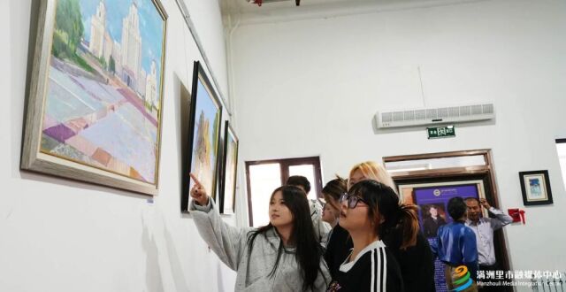 俄罗斯功勋艺术家谢尔盖油画作品展开展_腾讯新闻