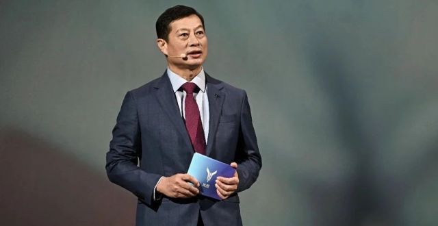 竺延风卸任：一个误读和两个悬念_腾讯新闻
