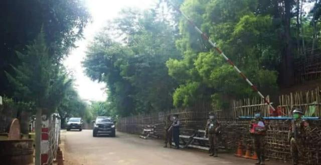 检查太严！缅甸从景栋前往佤邦地区的多个民族，一路上备受“关照”_腾讯新闻