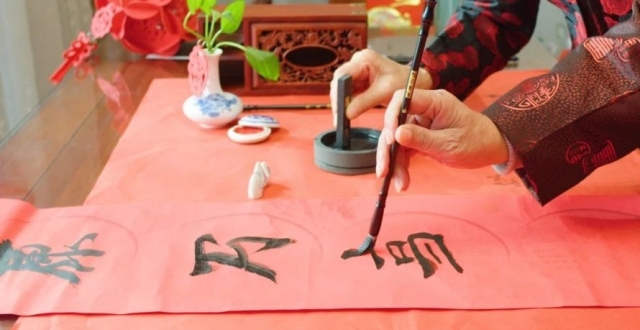 学了这招，你也会对春联！_腾讯新闻