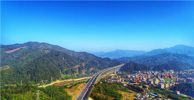 湖南路桥8个项目荣获全国公路建设最高质量奖_腾讯新闻
