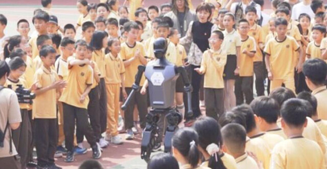 人工智能走进中小学 怎么教？怎么学？_腾讯新闻