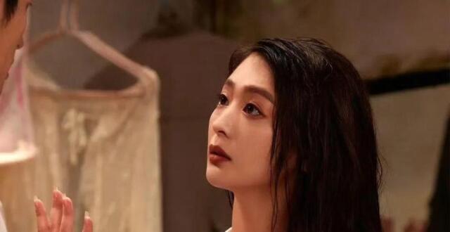 对话短剧虐恋大女主钟熙：成就自己，失去自己_腾讯新闻