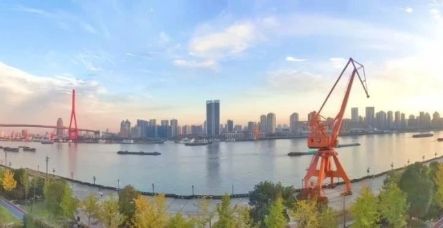 “反转再反转”的微短剧你看过吗？杨浦解锁产业新“剧”情_腾讯新闻